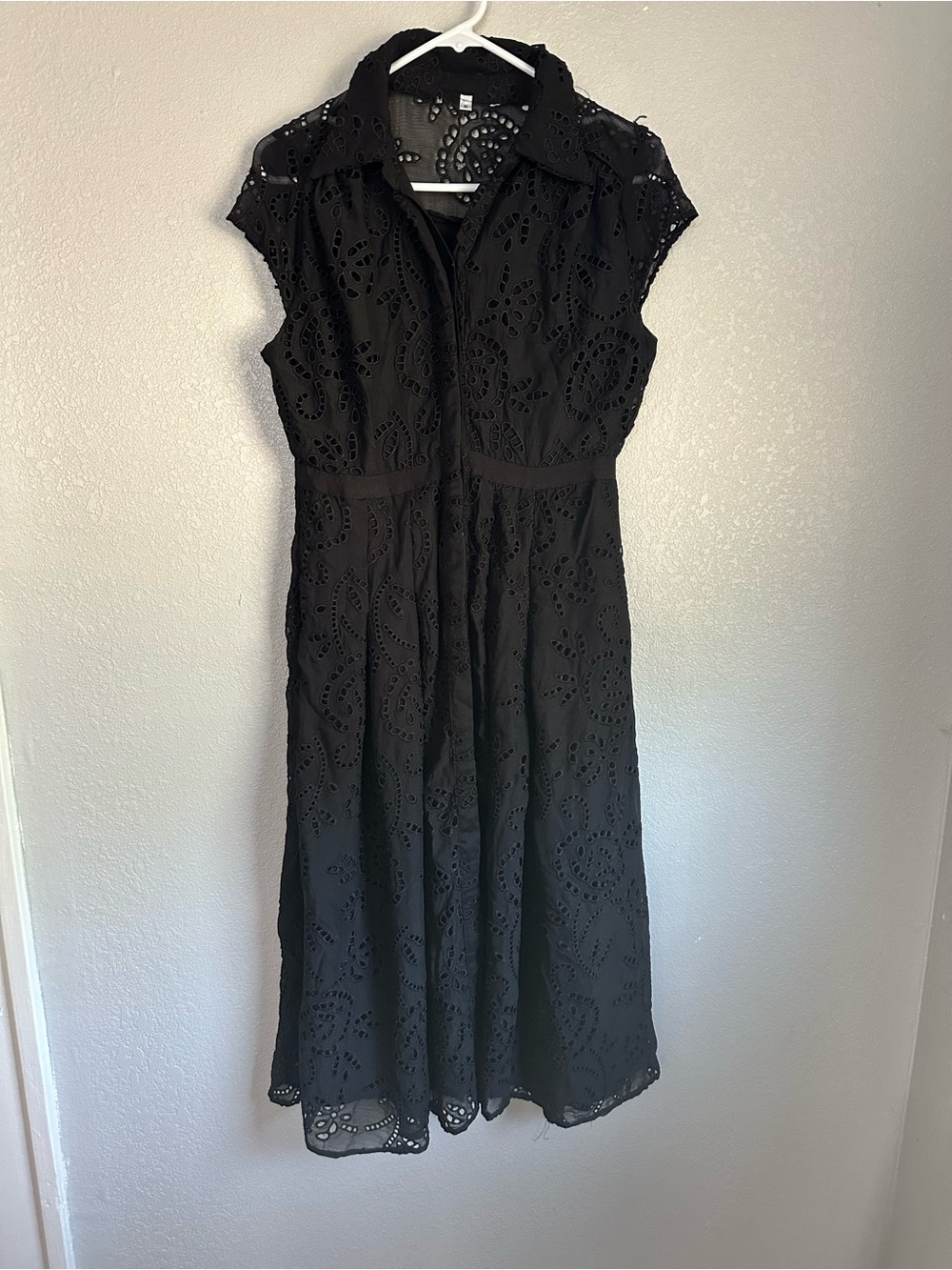 NWOT White House Black Market Lace Short Sleeve Button Down Midi Dress